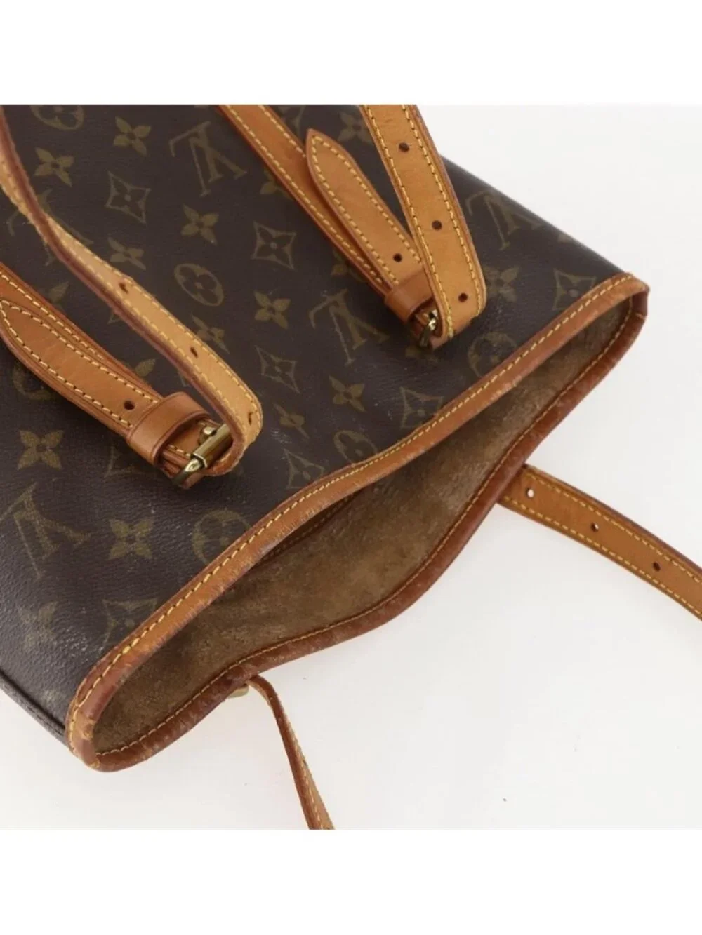 LOUIS VUITTON pre owned